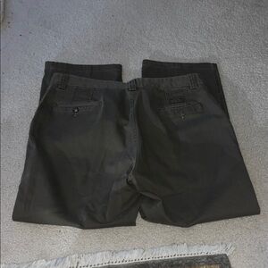 Haggar clothing co Men's gray grey olive Pants straight leg pure cotton 36x30